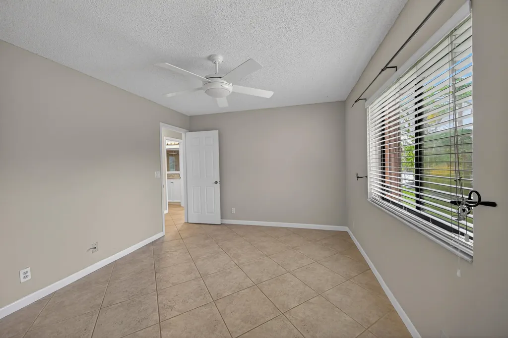 6266 NW 54th Drive Coral Springs FL 33067
