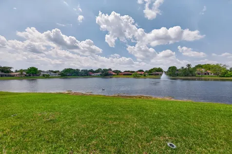 6266 NW 54th Drive Coral Springs FL 33067