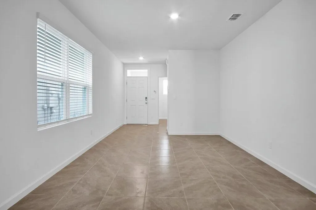 12341 SW Nettuno Way Port St Lucie FL 34987