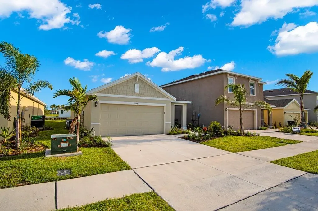 12341 SW Nettuno Way Port St Lucie FL 34987