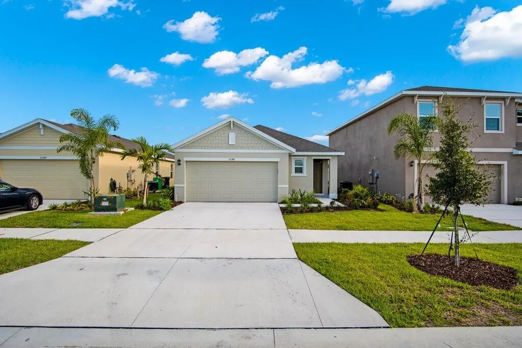 12341 SW Nettuno Way Port St Lucie FL 34987