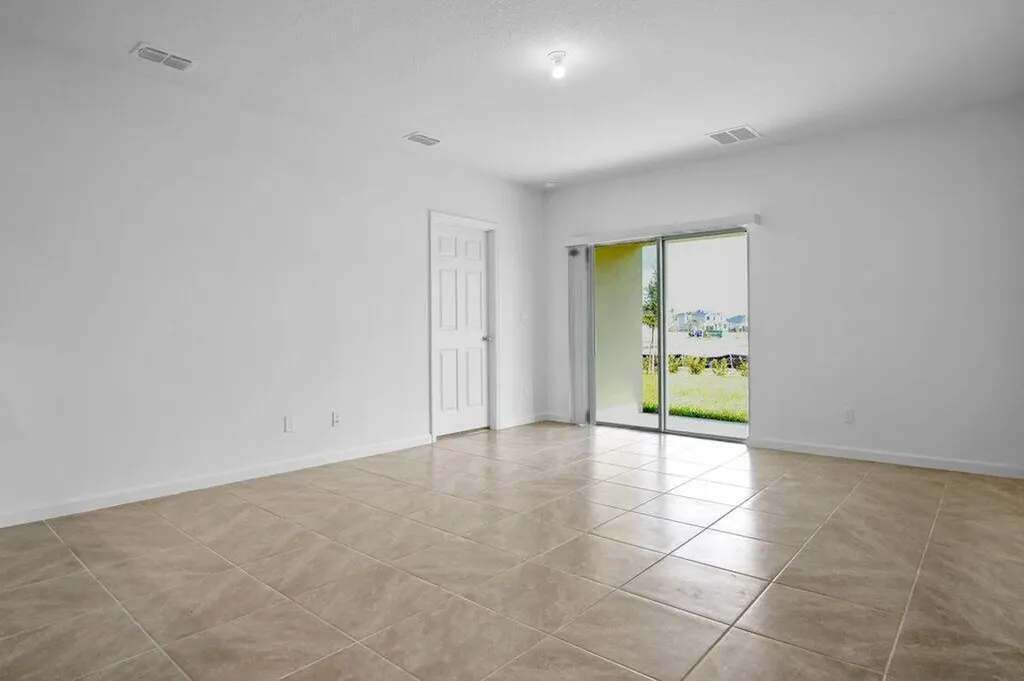 12341 SW Nettuno Way Port St Lucie FL 34987