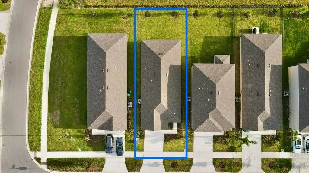 12341 SW Nettuno Way Port St Lucie FL 34987