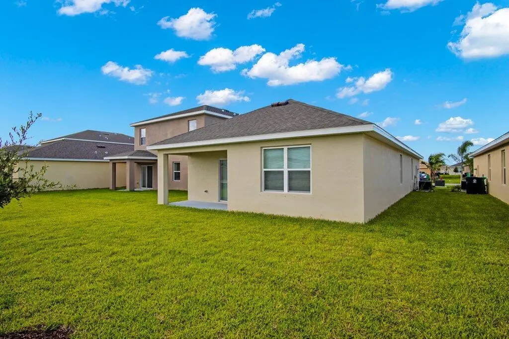 12341 SW Nettuno Way Port St Lucie FL 34987