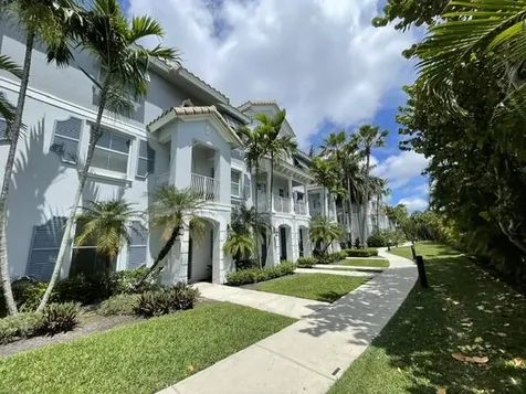 1450 Via Alferi Boynton Beach FL 33426