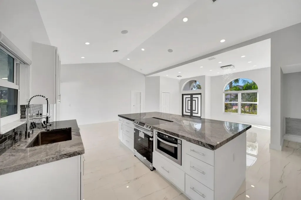 22357 Collington Drive Boca Raton FL 33428