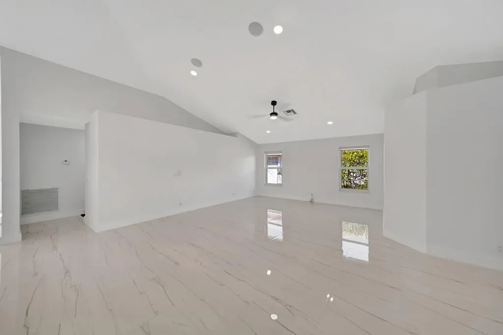 22357 Collington Drive Boca Raton FL 33428