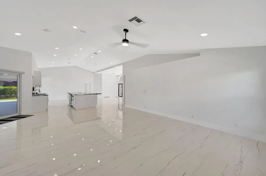 22357 Collington Drive Boca Raton FL 33428