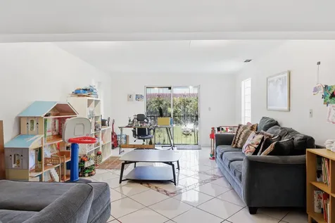 1324 Lenox Avenue Miami Beach FL 33139