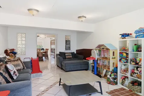 1324 Lenox Avenue Miami Beach FL 33139