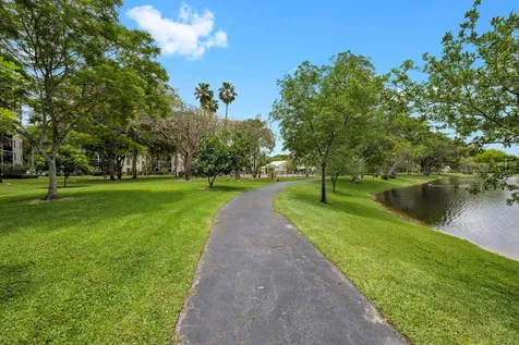 2205 S Cypress Bend Drive Pompano Beach FL 33069