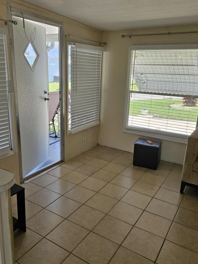 8550 SW 20th Street Davie FL 33324
