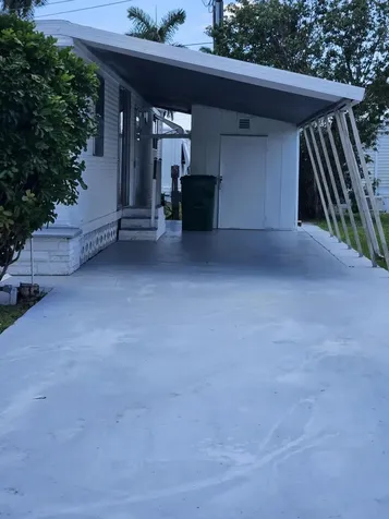 8550 SW 20th Street Davie FL 33324