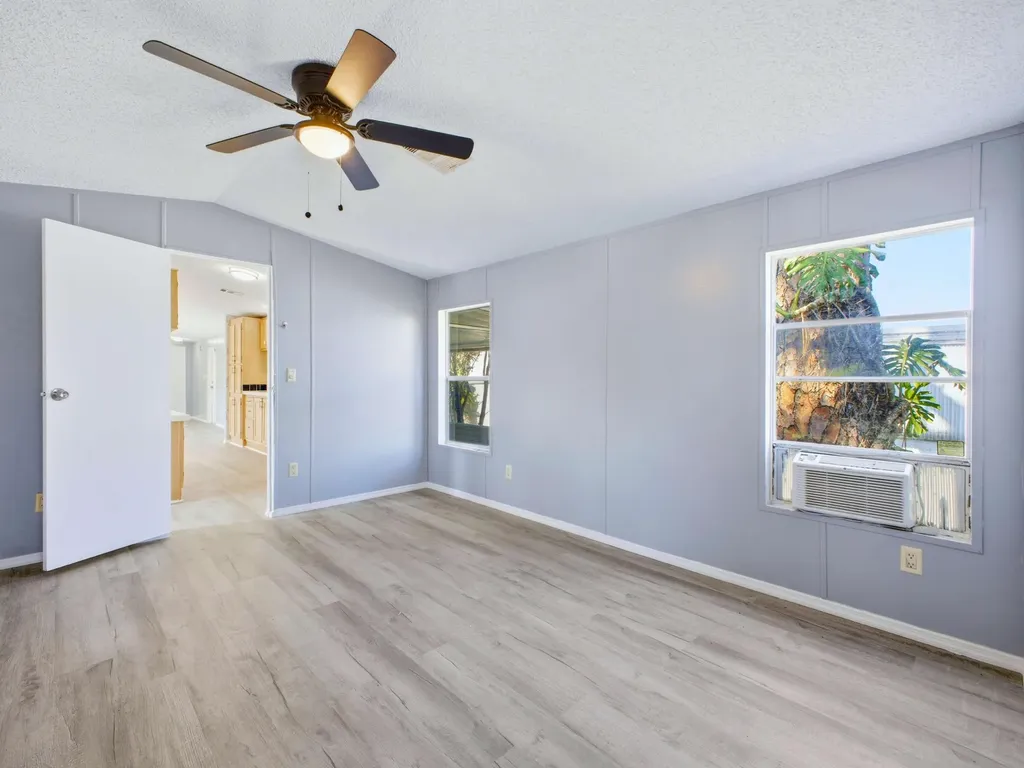 4185 N Shady Lane Boynton Beach FL 33436