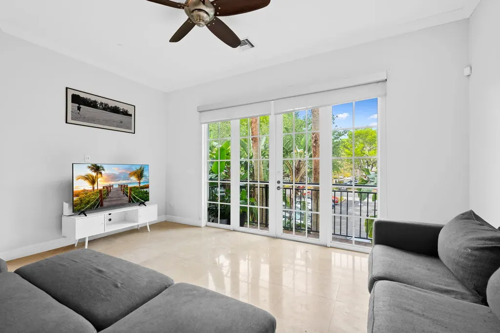 500 SE 7th Street Fort Lauderdale FL 33301