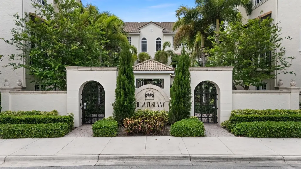 500 SE 7th Street Fort Lauderdale FL 33301