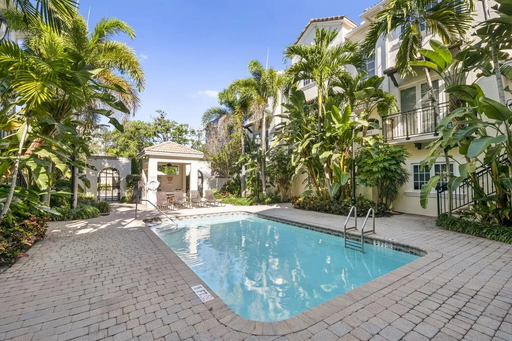 500 SE 7th Street Fort Lauderdale FL 33301