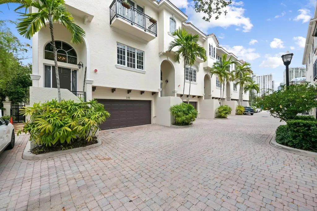 500 SE 7th Street Fort Lauderdale FL 33301