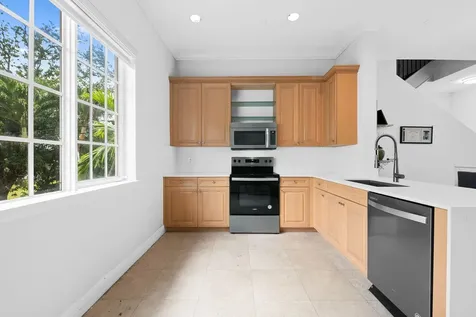 500 SE 7th Street Fort Lauderdale FL 33301