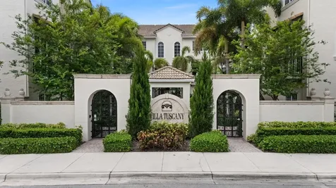 500 SE 7th Street Fort Lauderdale FL 33301