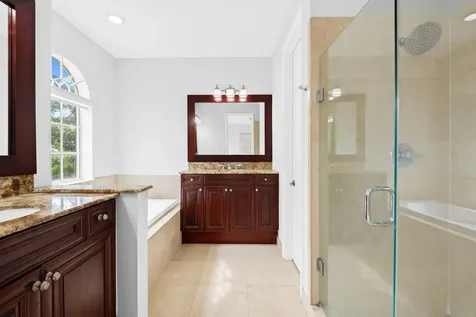 500 SE 7th Street Fort Lauderdale FL 33301