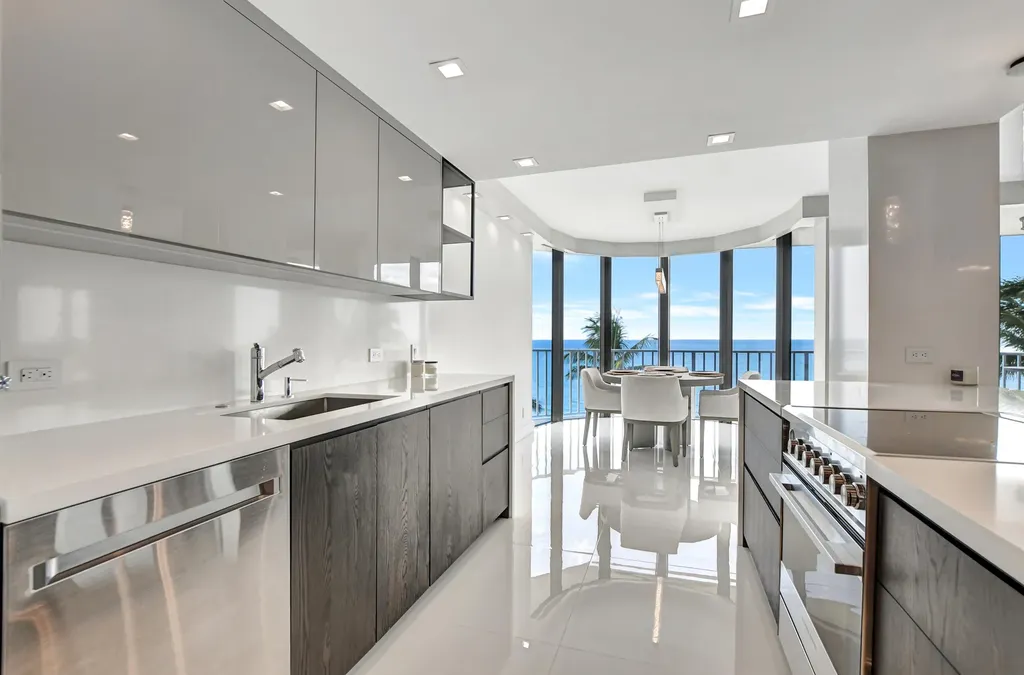 2917 S Ocean Boulevard Highland Beach FL 33487