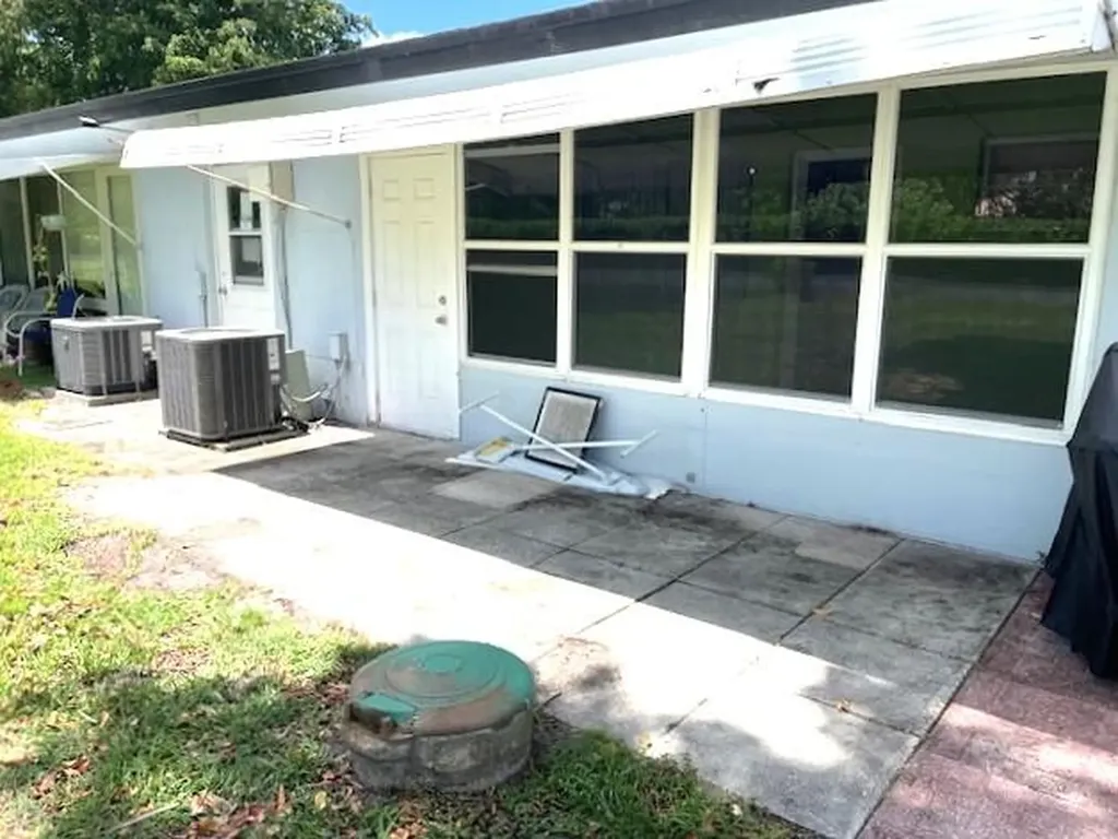 580 High Point Drive Delray Beach FL 33445