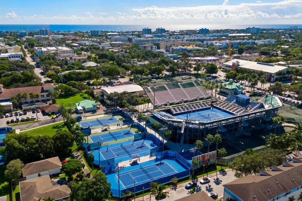 580 High Point Drive Delray Beach FL 33445