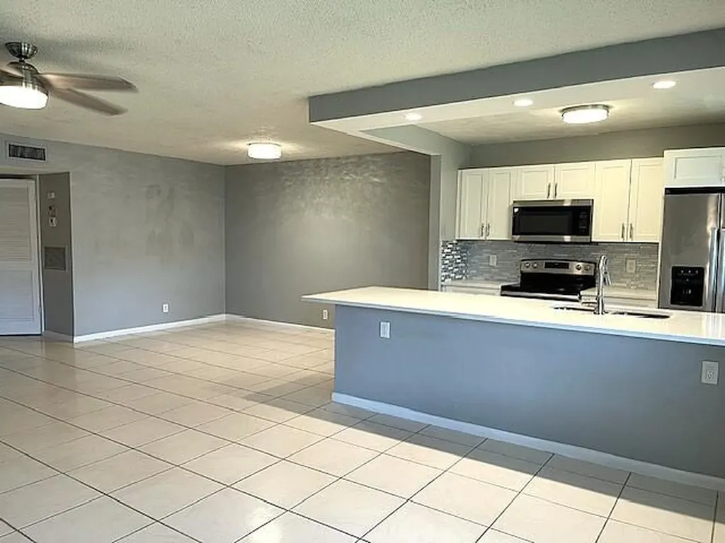 580 High Point Drive Delray Beach FL 33445