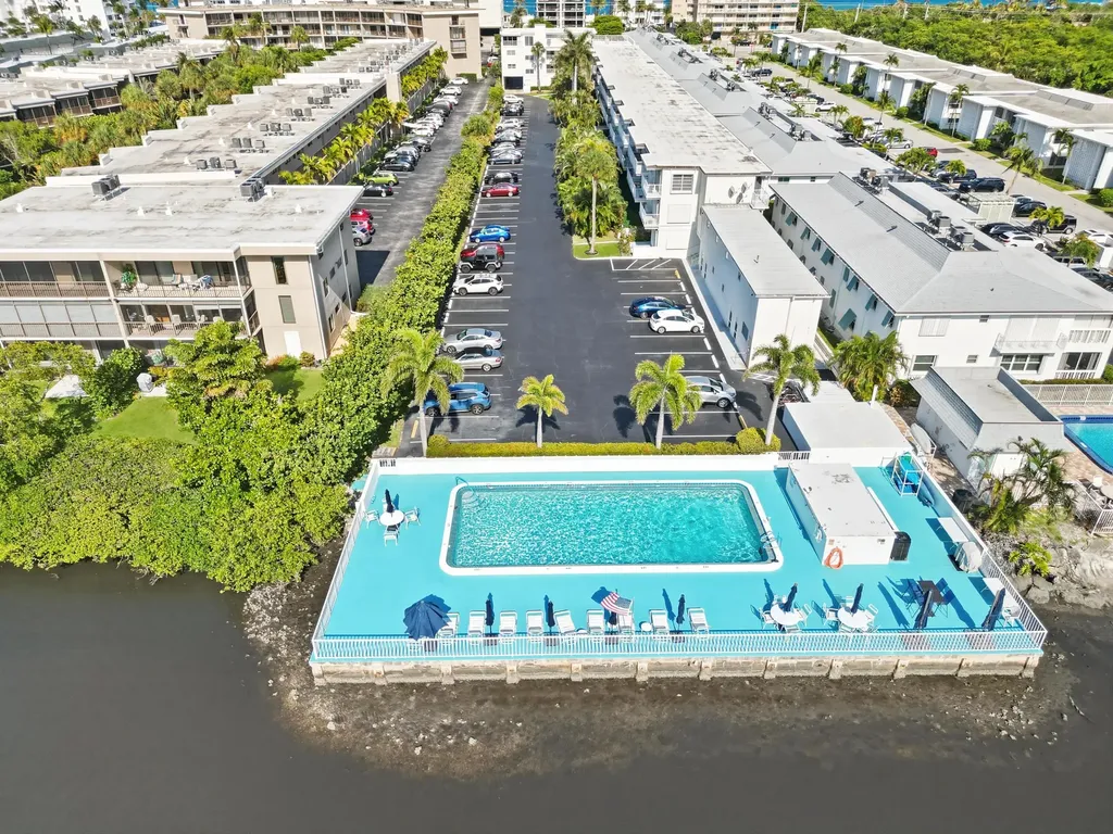 4001 S Ocean Boulevard South Palm Beach FL 33480