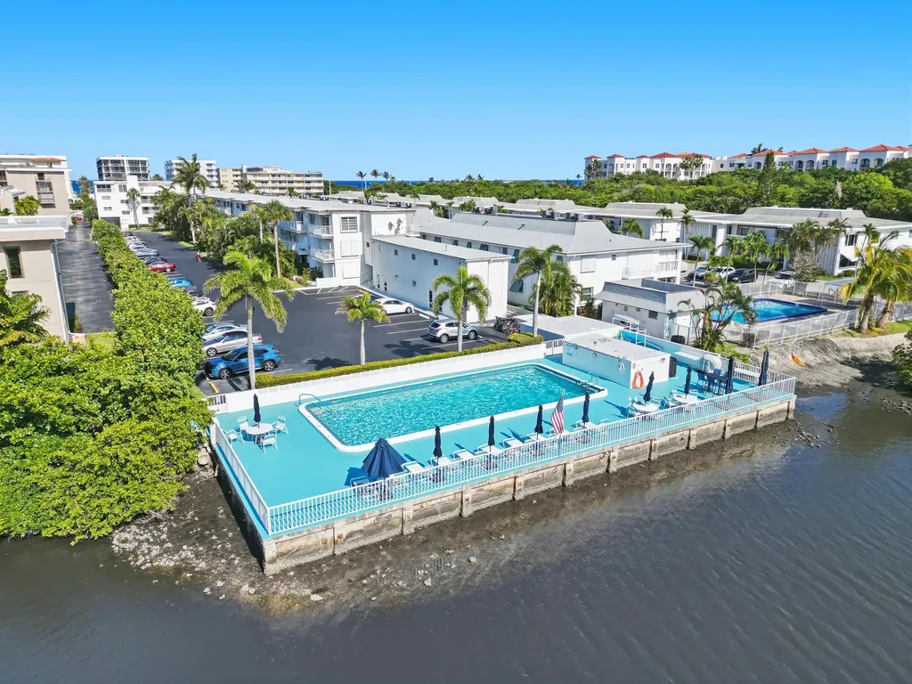 4001 S Ocean Boulevard South Palm Beach FL 33480