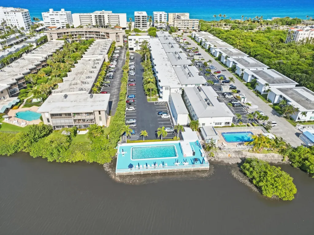 4001 S Ocean Boulevard South Palm Beach FL 33480