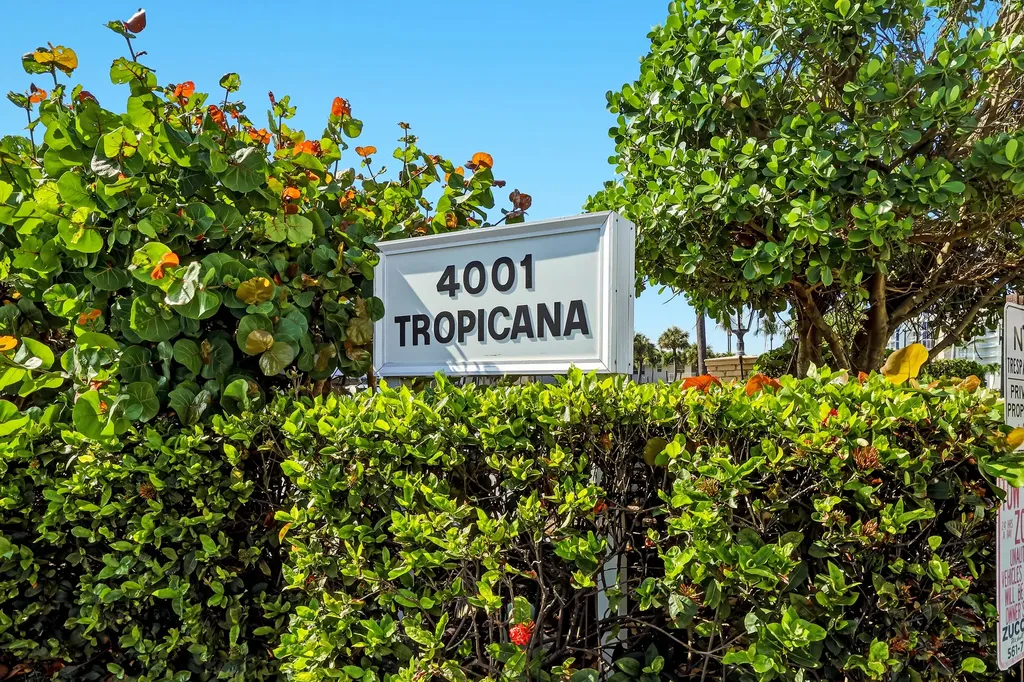 4001 S Ocean Boulevard South Palm Beach FL 33480