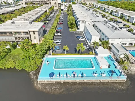 4001 S Ocean Boulevard South Palm Beach FL 33480