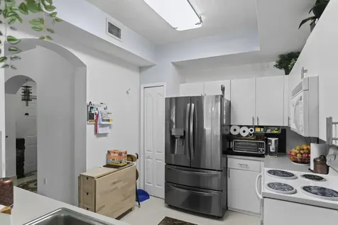 8912 W Flagler, Street Miami FL 33174