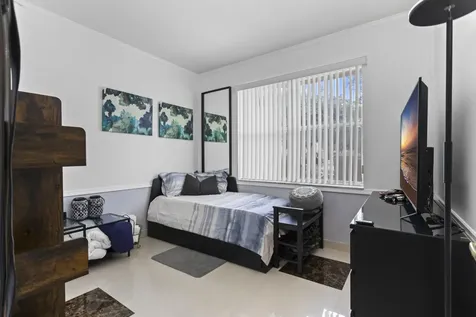 8912 W Flagler, Street Miami FL 33174