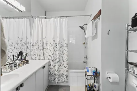 8912 W Flagler, Street Miami FL 33174