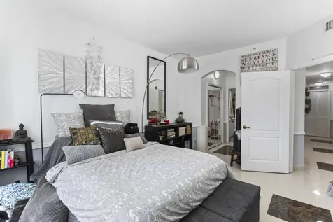 8912 W Flagler, Street Miami FL 33174