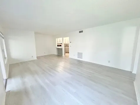 102 Lake Pine Circle Greenacres FL 33463