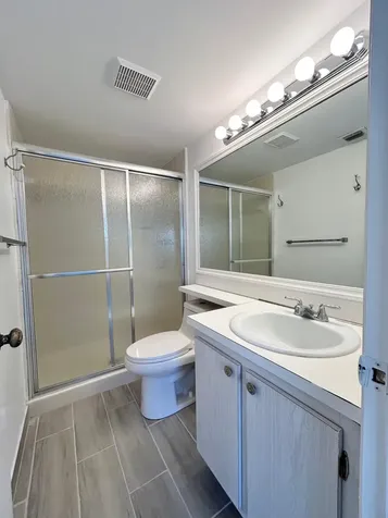 102 Lake Pine Circle Greenacres FL 33463