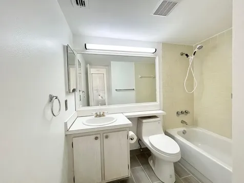 102 Lake Pine Circle Greenacres FL 33463