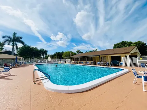 102 Lake Pine Circle Greenacres FL 33463