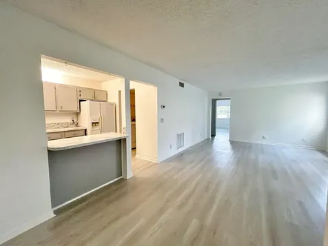 102 Lake Pine Circle Greenacres FL 33463