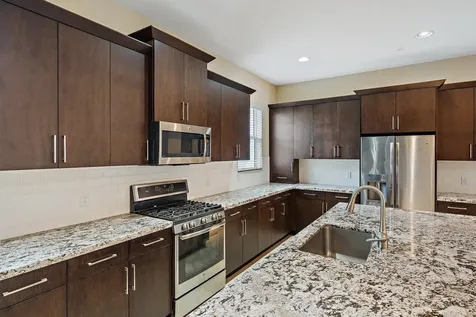 7112 Edison Place Palm Beach Gardens FL 33418
