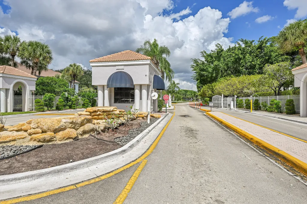 5379 Verona Drive Boynton Beach FL 33437