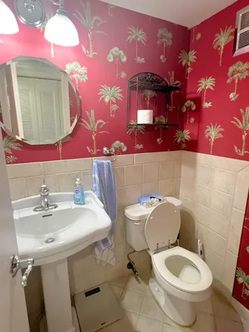 52 Dorchester West Palm Beach FL 33417