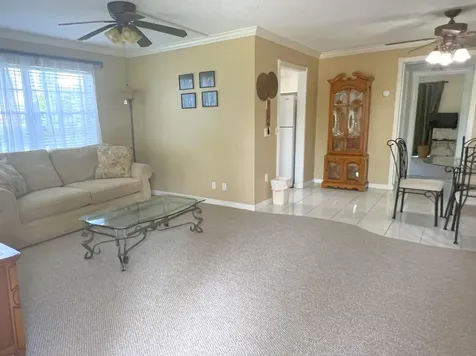 52 Dorchester West Palm Beach FL 33417