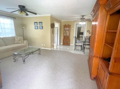 52 Dorchester West Palm Beach FL 33417