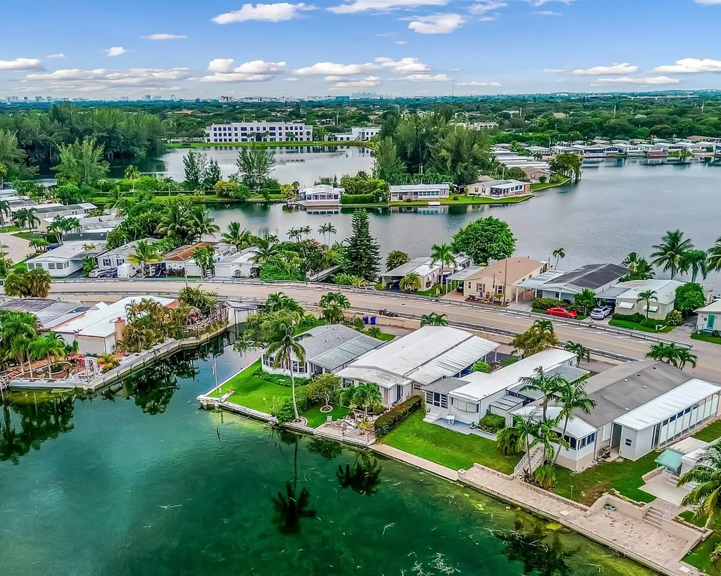3055 Lakeshore Drive Fort Lauderdale FL 33312