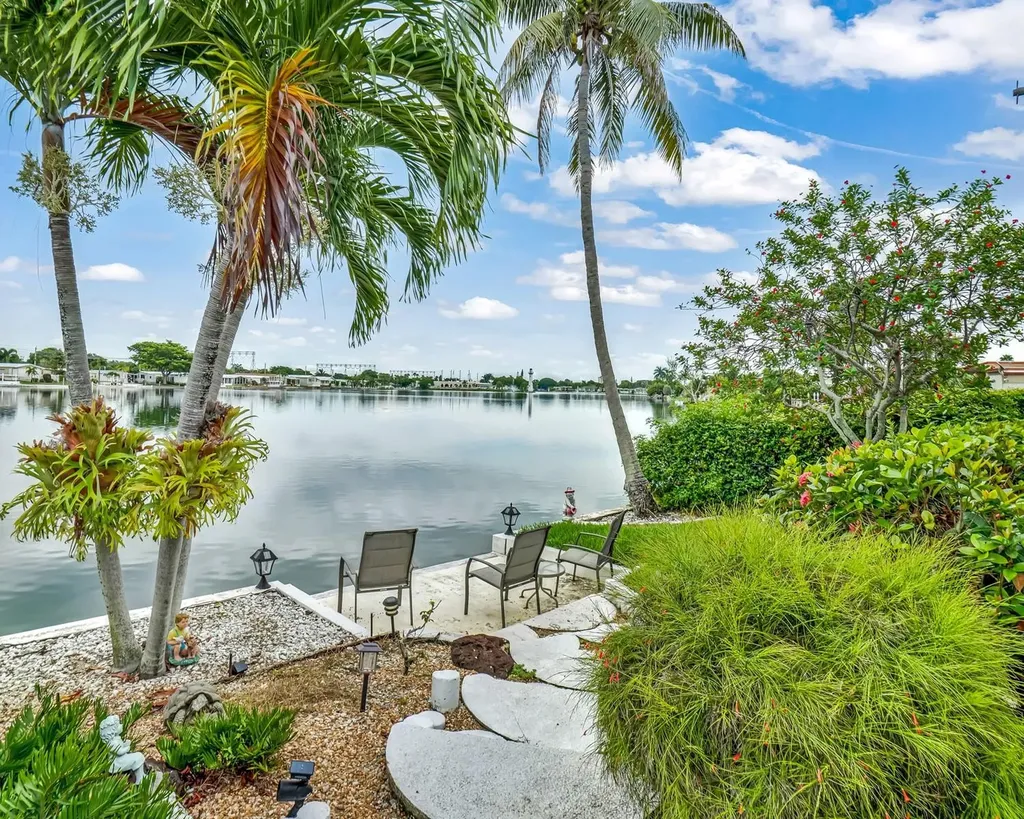 3055 Lakeshore Drive Fort Lauderdale FL 33312